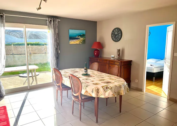 Maison Familiale à *